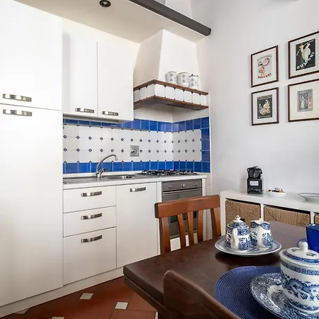 Borgo Pinti Medieval Appartement